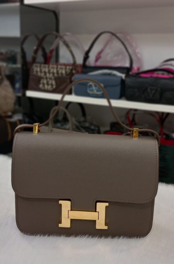 Red Luxury Leather Shoulder Bag with Gold Clasp - Image 7