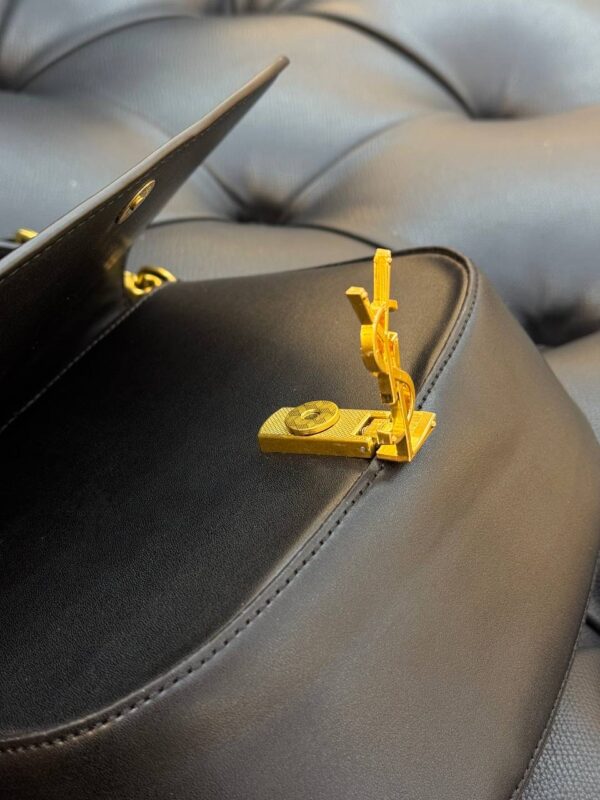 Elegant Designer Handbag for Women | Luxury Fashion - Image 6