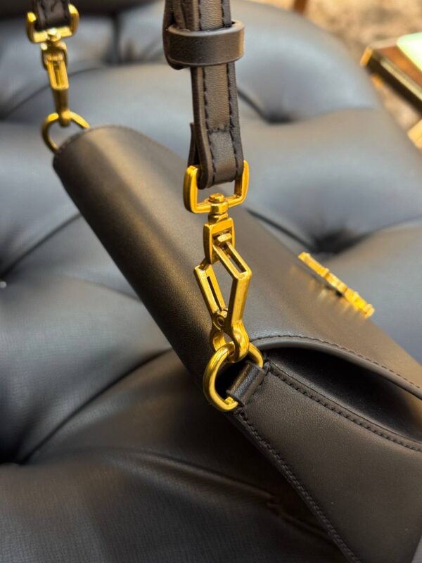Elegant Designer Handbag for Women | Luxury Fashion - Image 5