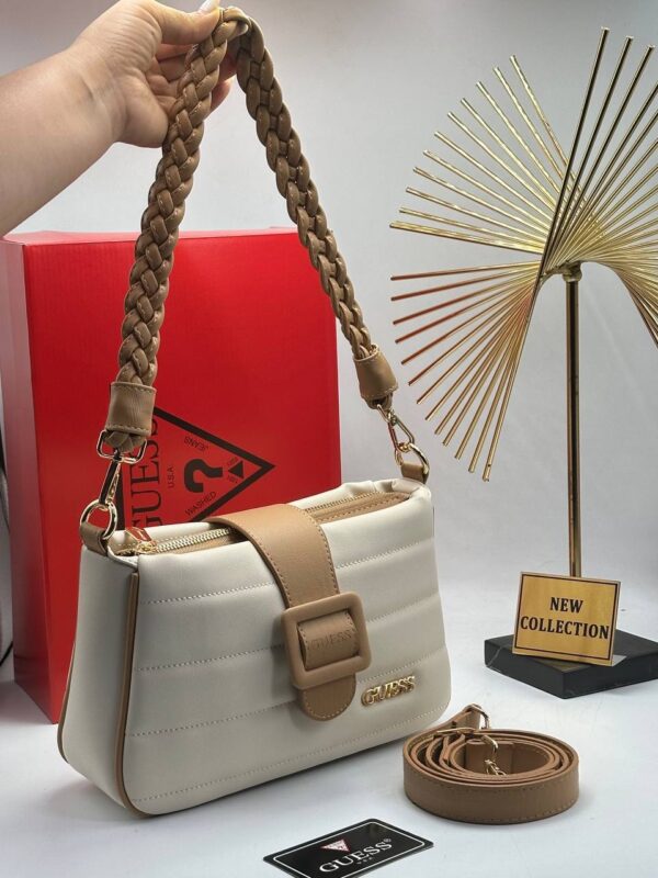 Trendy Designer Handbag for Women | Stylish & Functional Accessory - Image 4