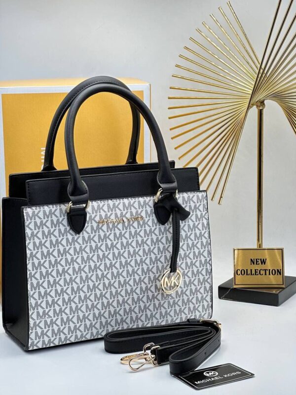 Stylish Designer Handbag for Women | Elegant & Chic Accessory - Image 8