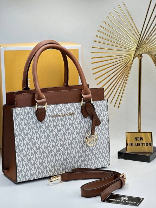 Stylish Designer Handbag for Women | Elegant & Chic Accessory - Image 10
