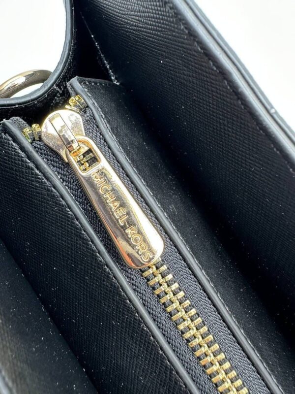 Stylish Designer Handbag for Women | Elegant & Chic Accessory - Image 13
