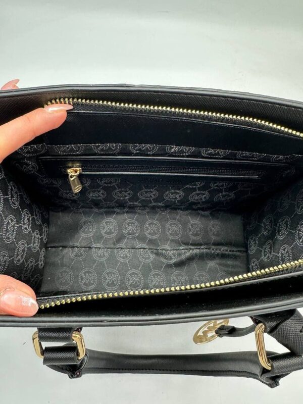 Stylish Designer Handbag for Women | Elegant & Chic Accessory - Image 16