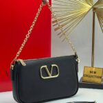 Elegant Quilted Crossbody Shoulder Purse – Classic Charm with a Modern Twist