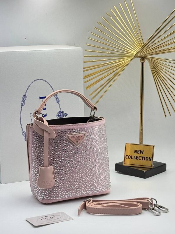 Minimalist Chic Shoulder Bag – Sleek Design for Everyday Sophistication - Image 6