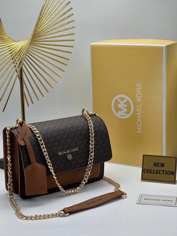 Classic Everyday crossbody Bag – Spacious, Stylish & Perfect for Work or Travel - Image 5