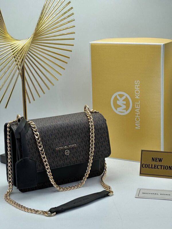 Classic Everyday crossbody Bag – Spacious, Stylish & Perfect for Work or Travel - Image 2