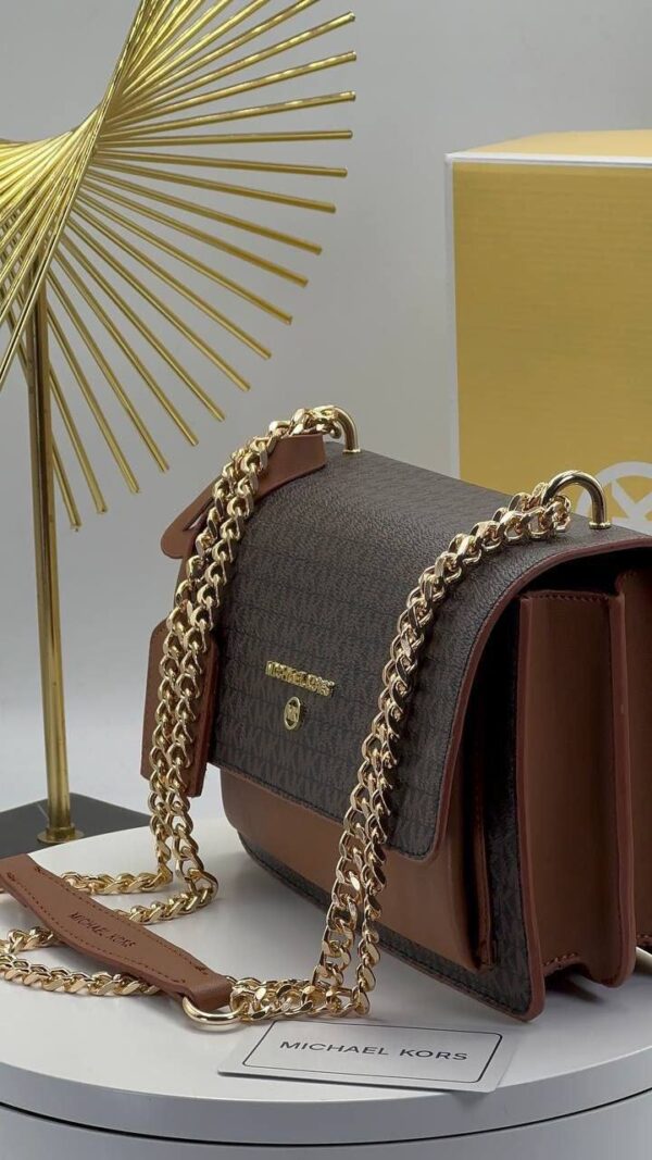 Classic Everyday crossbody Bag – Spacious, Stylish & Perfect for Work or Travel - Image 10