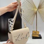 Minimalist Quilted Chain Purse – Compact Elegance for Everyday Chic