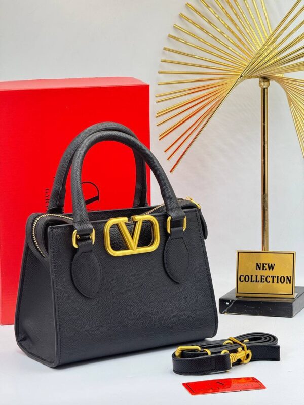 Chic Soft-Textured Handbags – Effortless Style for Every Occasion