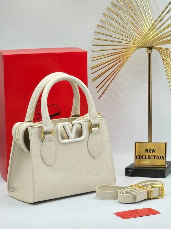 Chic Soft-Textured Handbags – Effortless Style for Every Occasion - Image 5