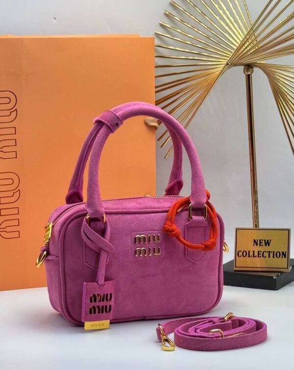 Chic Quilted Purse – Trendy Mini Handbag for Everyday Fashion & Glam Looks - Image 2