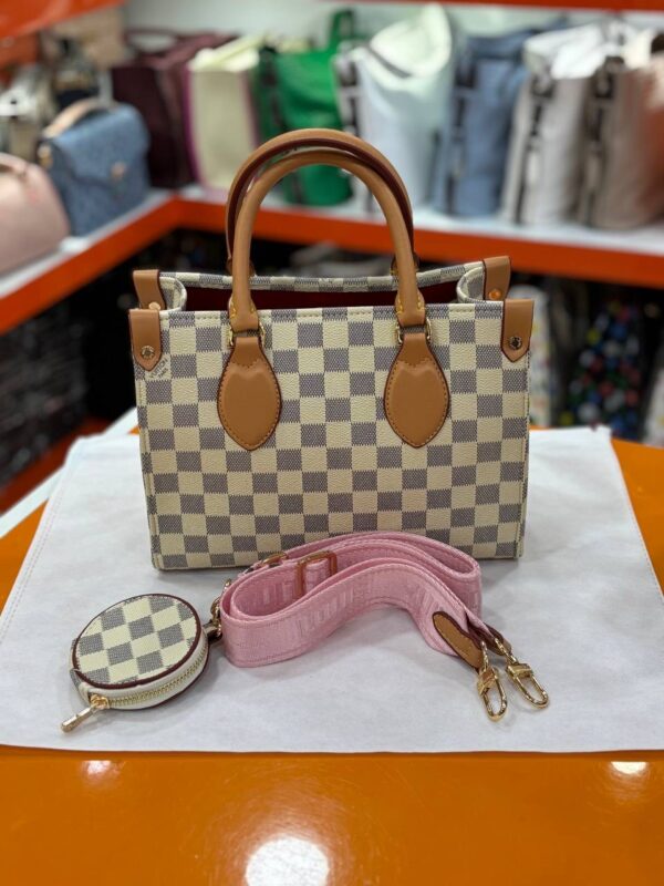 Luxury Monogram Mini Handbag – Timeless Design in a Compact Size - Image 4