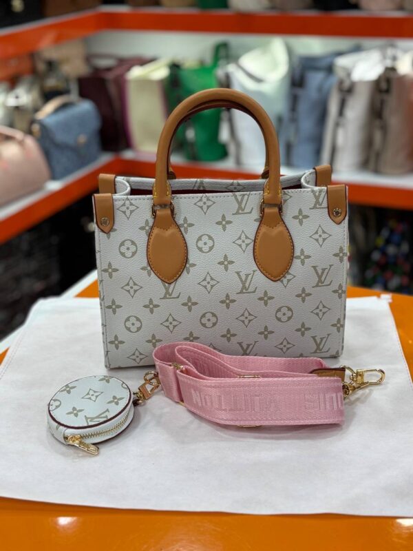 Luxury Monogram Mini Handbag – Timeless Design in a Compact Size - Image 5