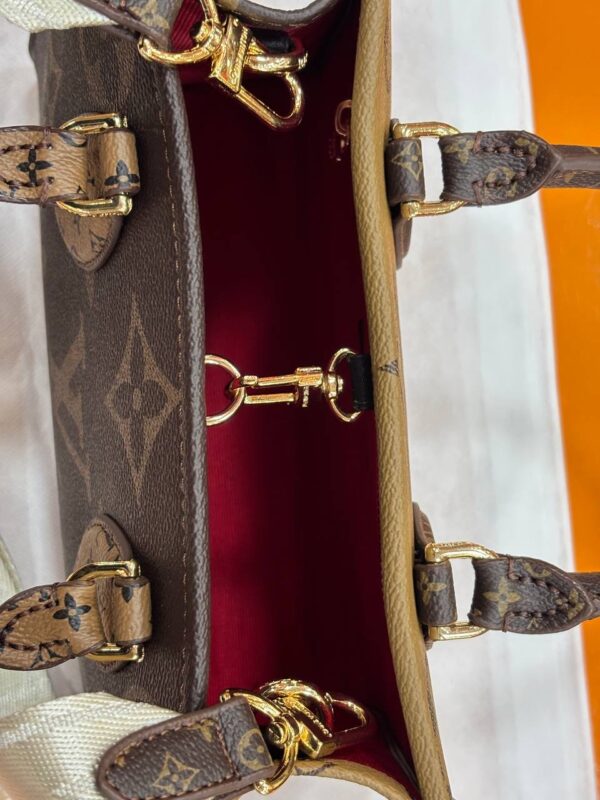 Luxury Monogram Mini Handbag – Timeless Design in a Compact Size - Image 14