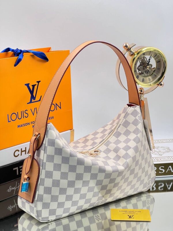 Elegant Shoulder Purse – Spacious Luxury with Everyday Versatility - Image 2