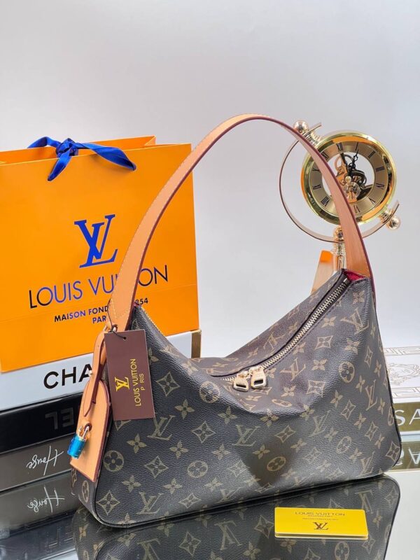 Elegant Shoulder Purse – Spacious Luxury with Everyday Versatility - Image 16