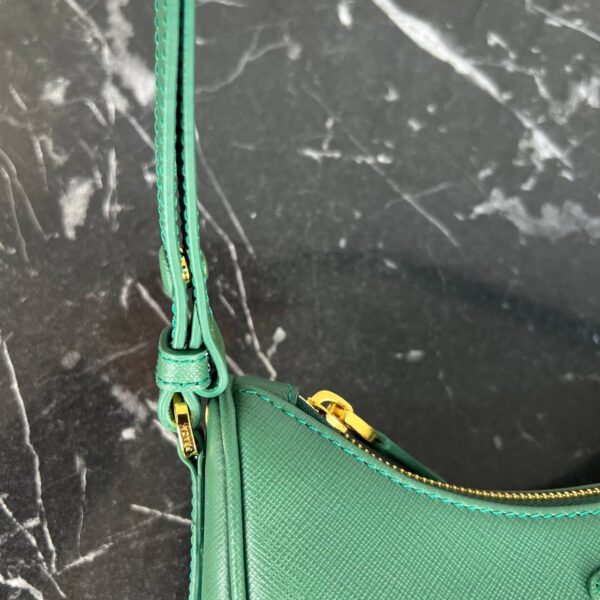 Elegant Shoulder Bag – Timeless Sophistication for Modern Style - Image 11