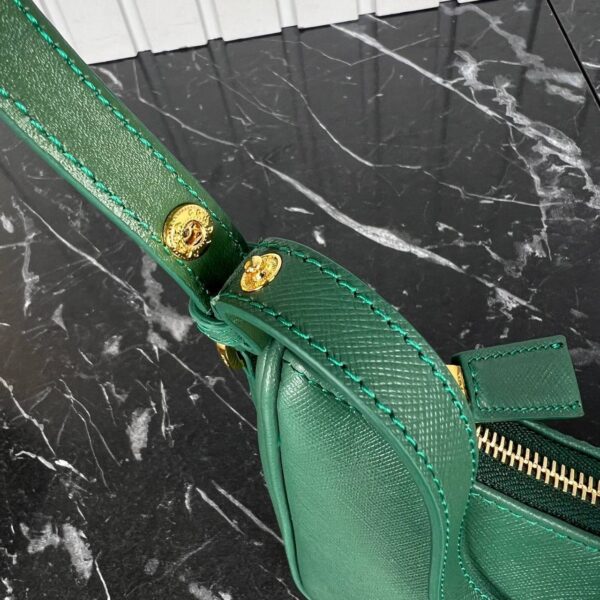 Elegant Shoulder Bag – Timeless Sophistication for Modern Style - Image 12