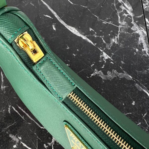 Elegant Shoulder Bag – Timeless Sophistication for Modern Style - Image 13