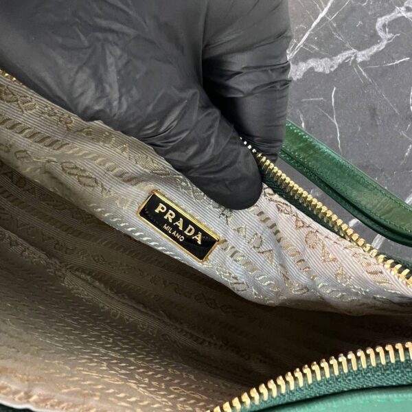 Elegant Shoulder Bag – Timeless Sophistication for Modern Style - Image 15
