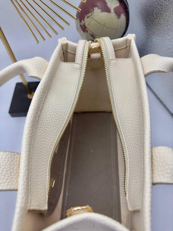 Chic Tote Bag – Spacious, Stylish & Everyday Ready - Image 13