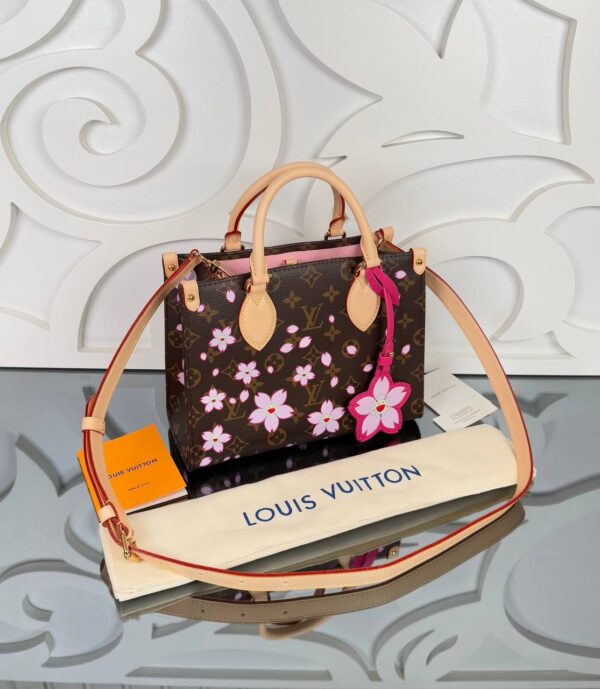 New Edition Luxury Tote Bag – Timeless Design with Modern Elegance - Image 7