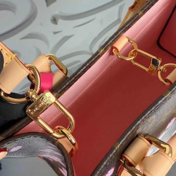 New Edition Luxury Tote Bag – Timeless Design with Modern Elegance - Image 11